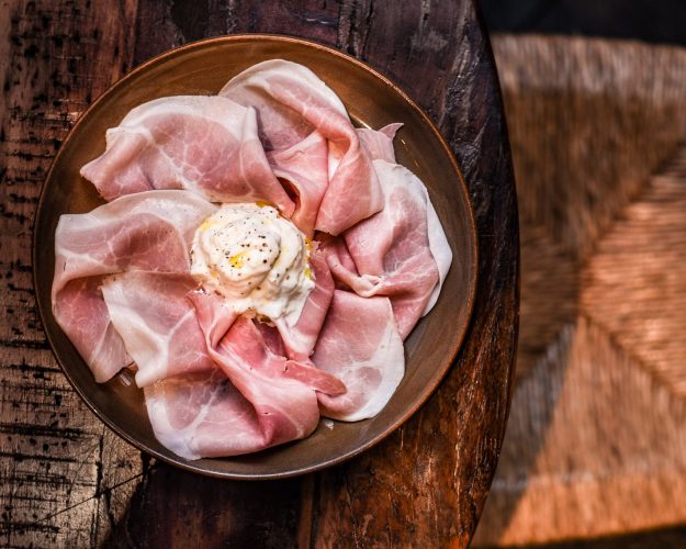 Prosciutto Cotto E Burrata